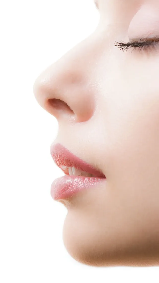 Rhinoplastie, correction de la pointe